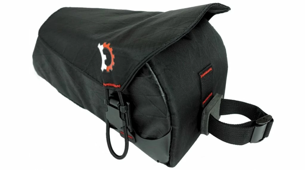 Revelate-designs Revelate Design Mag Tank 2000 Sacoche De Tube Supérieur 1.4L Noir 3 Revelate-designs Revelate Design Mag Tank 2000 Sacoche De Tube Supérieur 1.4L Noir